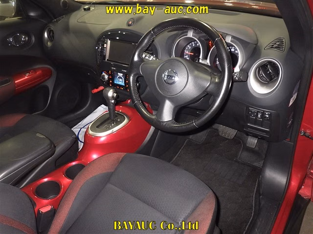 NISSAN JUKE