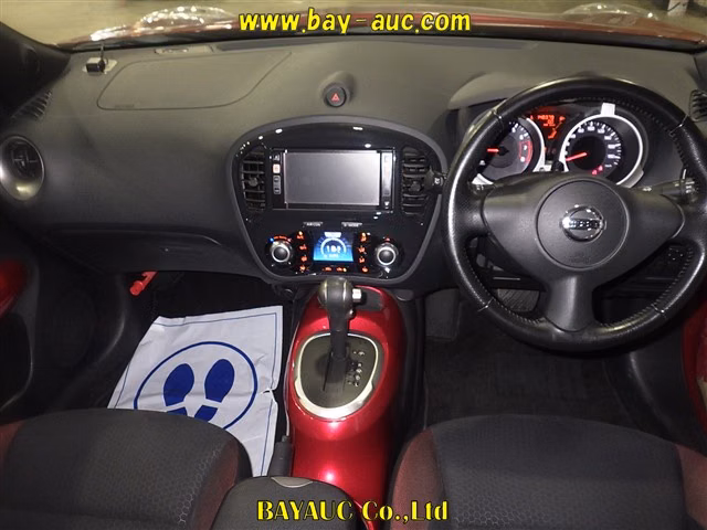 NISSAN JUKE