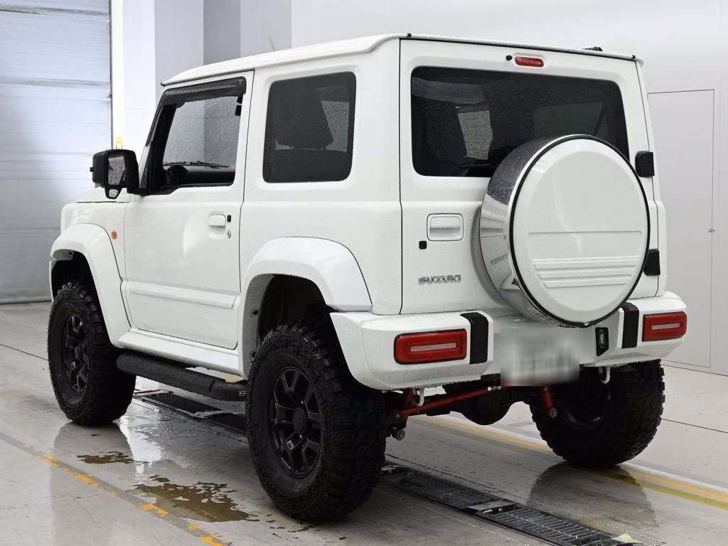 SUZUKI JIMNY SIERRA