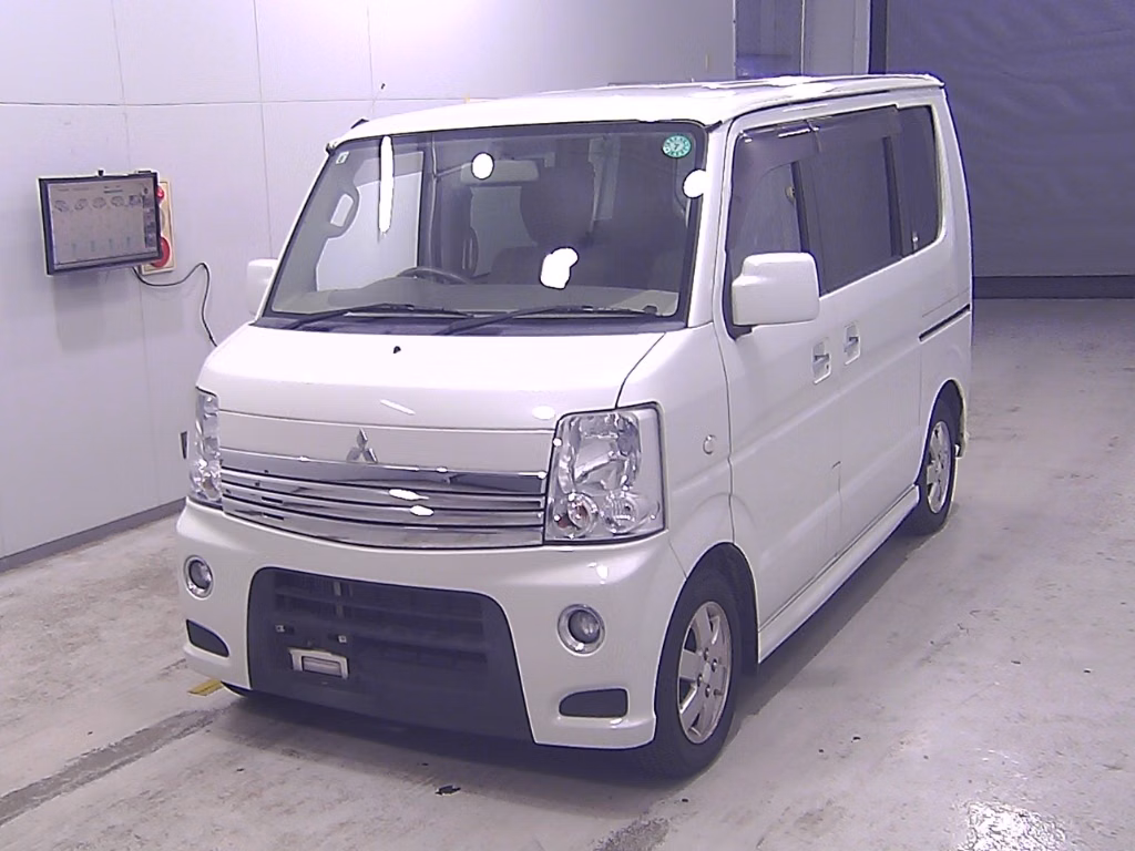 MITSUBISHI TOWN BOX