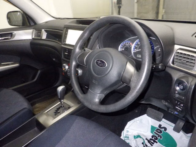 SUBARU EXIGA