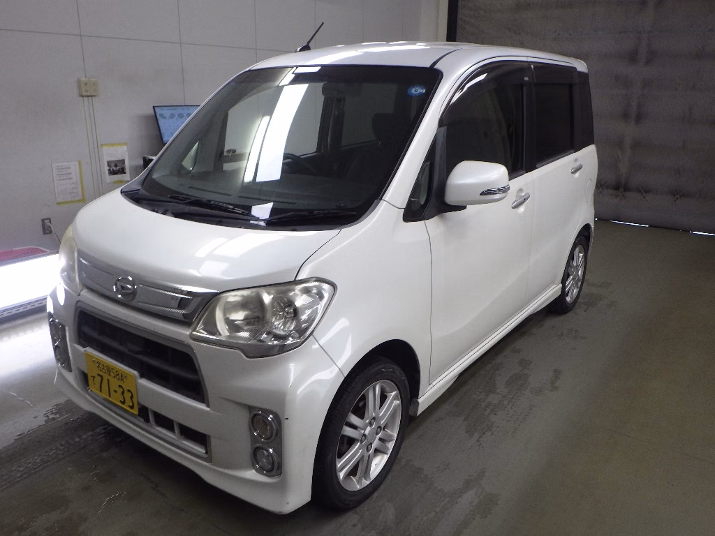 DAIHATSU TANTO EXE