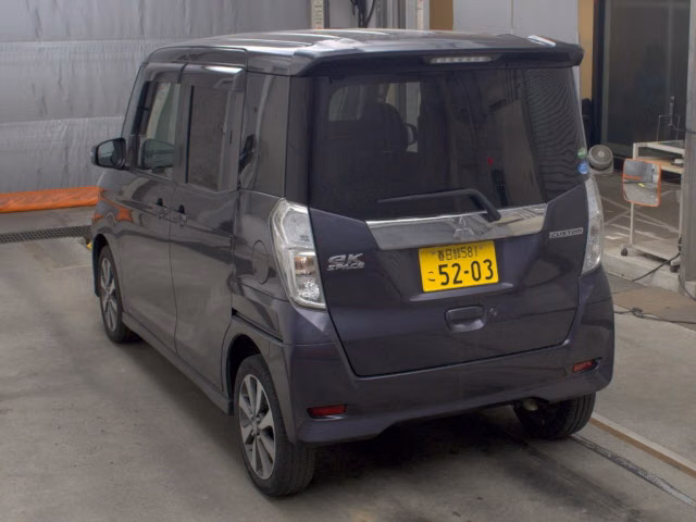 MITSUBISHI EK SPACE