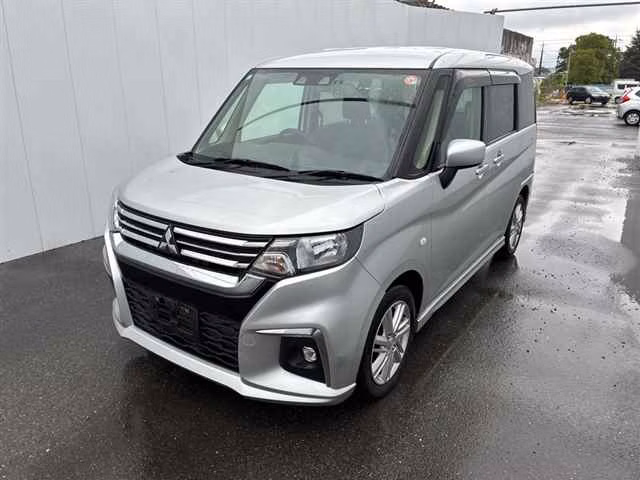 MITSUBISHI DELICA D:2