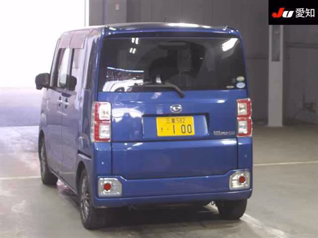 DAIHATSU WAKE