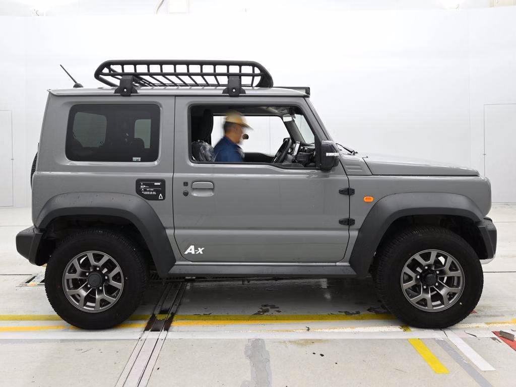 SUZUKI JIMNY SIERRA