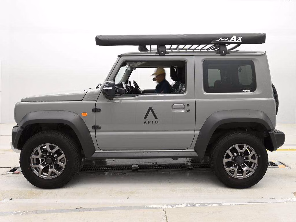 SUZUKI JIMNY SIERRA