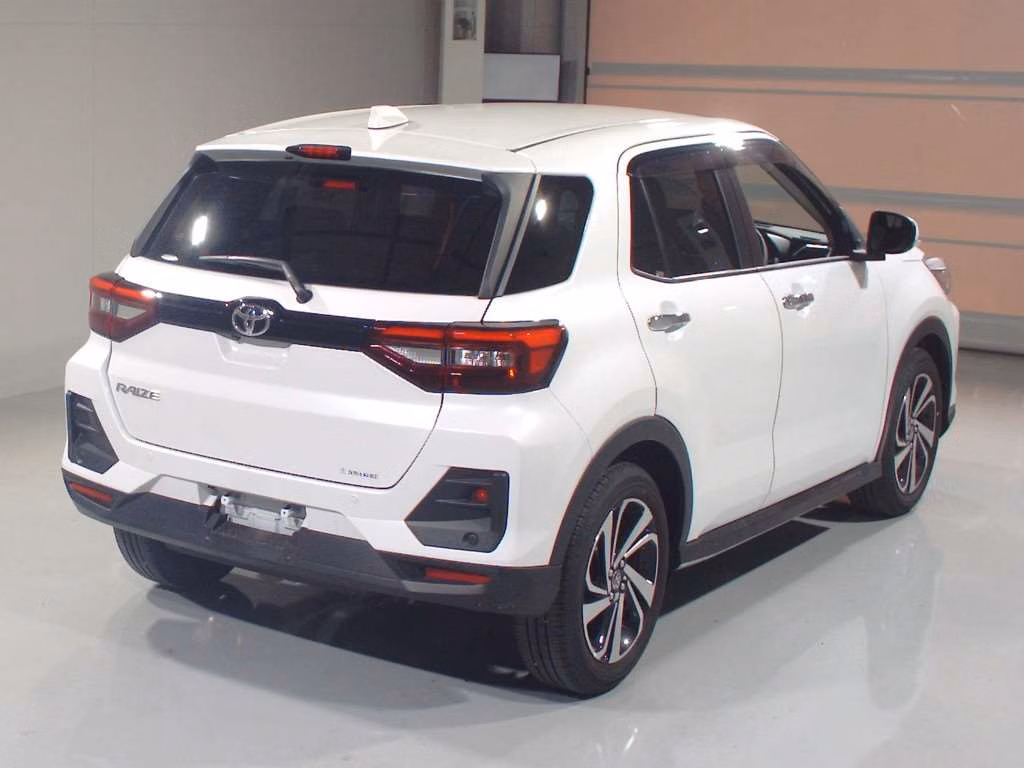 TOYOTA RAIZE