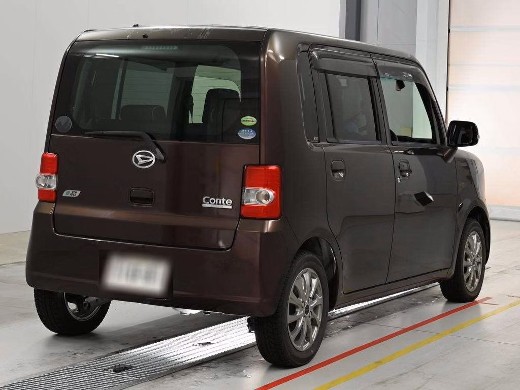 DAIHATSU MOVE CONTE