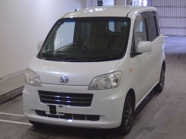 DAIHATSU TANTO EXE