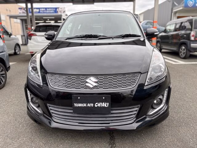 SUZUKI SWIFT