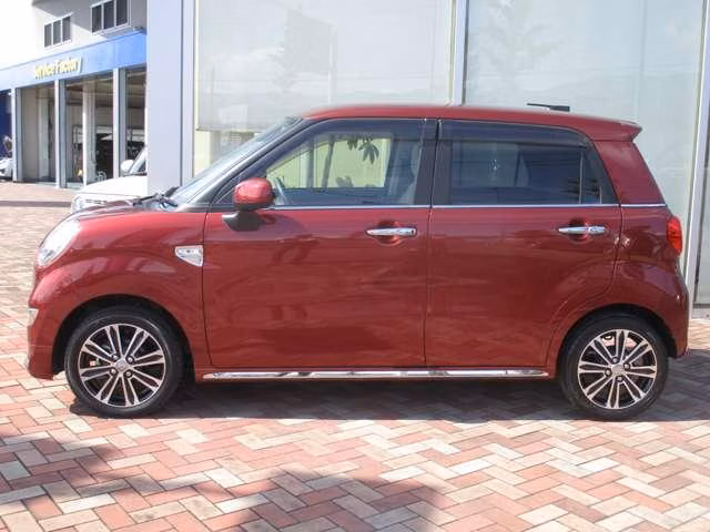 DAIHATSU CAST