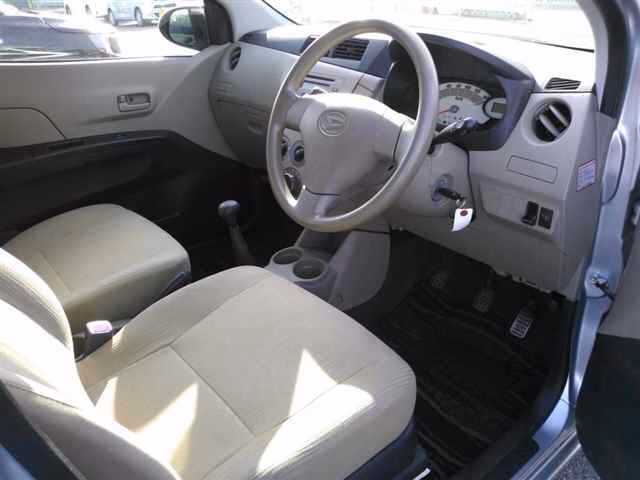 DAIHATSU MIRA
