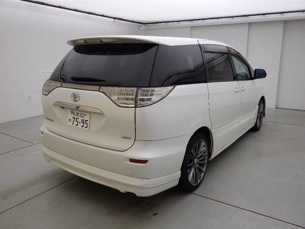 TOYOTA ESTIMA