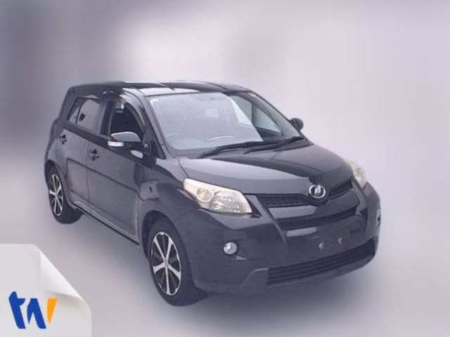 TOYOTA IST