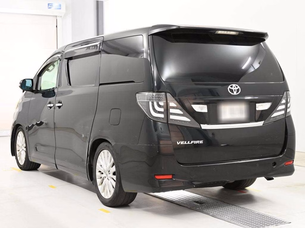 TOYOTA VELLFIRE