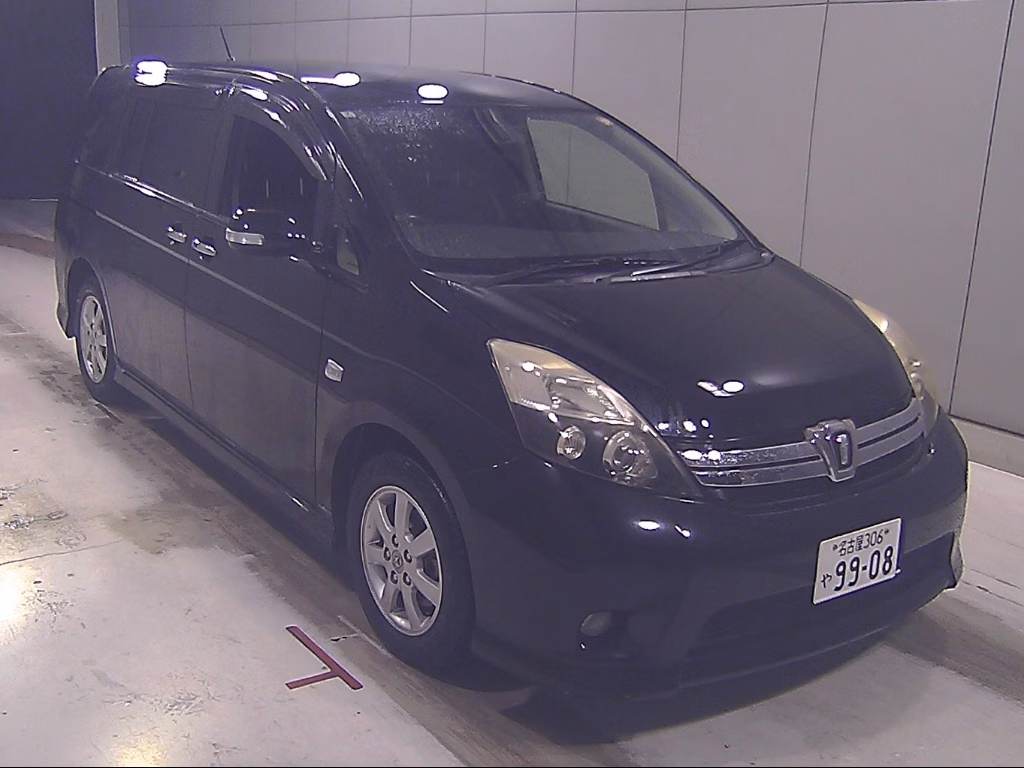 TOYOTA ISIS