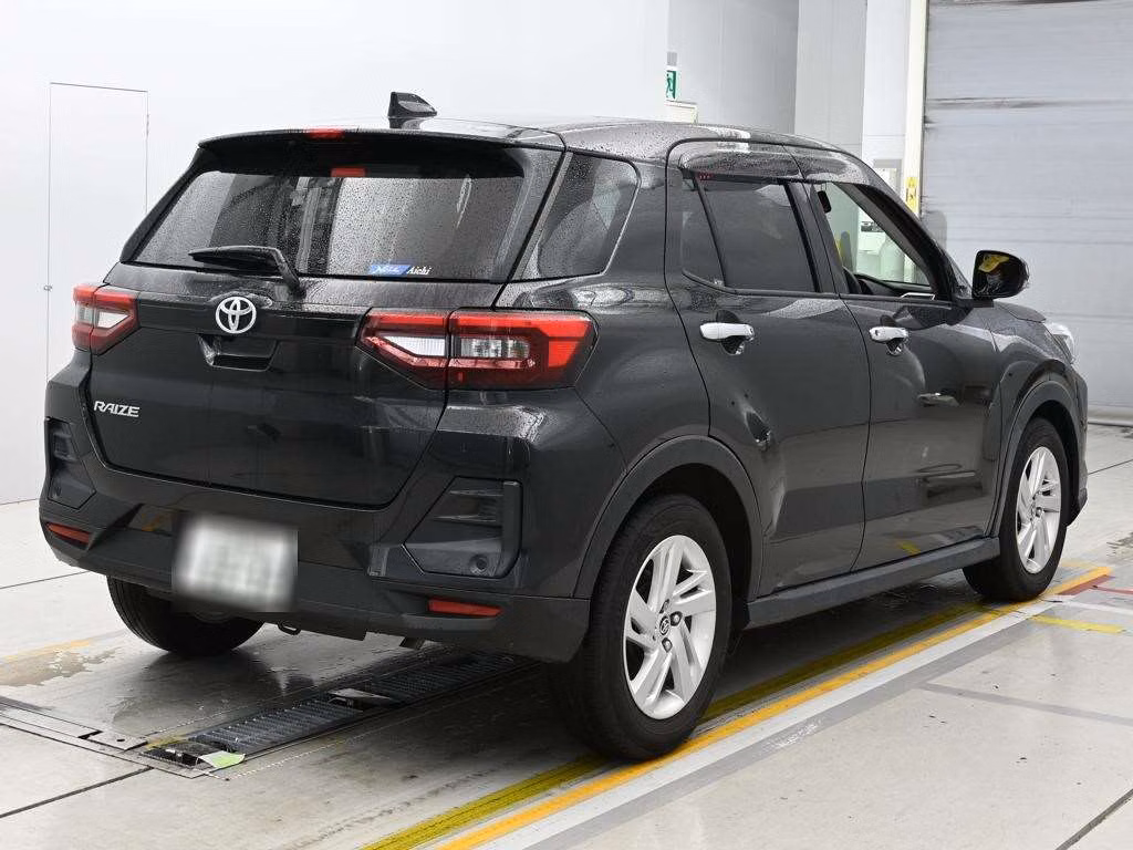 TOYOTA RAIZE