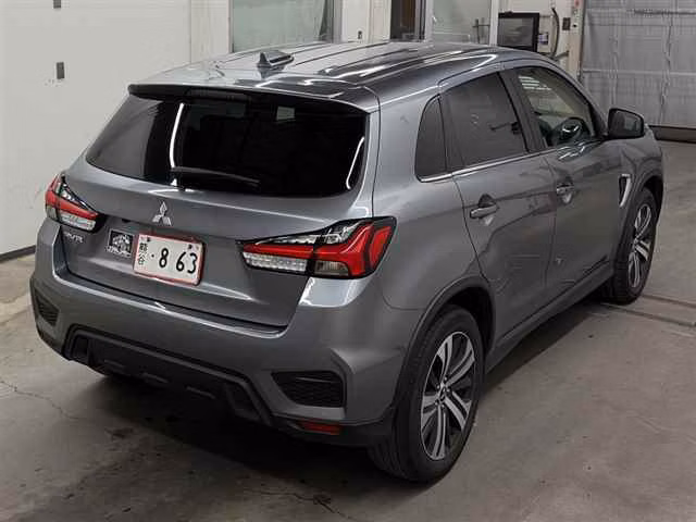 MITSUBISHI RVR