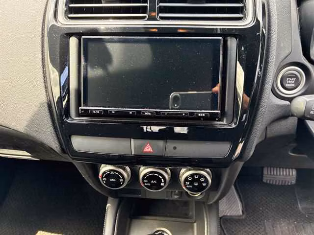 MITSUBISHI RVR