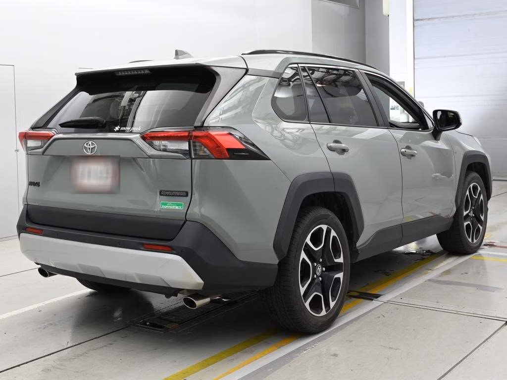 TOYOTA RAV4