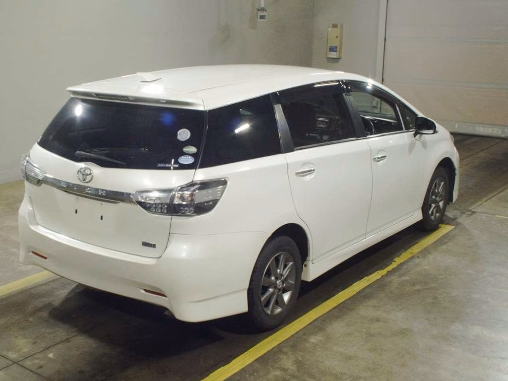 TOYOTA WISH