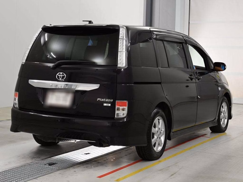 TOYOTA ISIS
