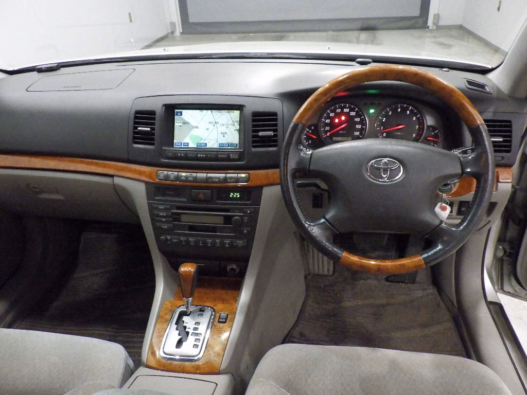 TOYOTA MARK II