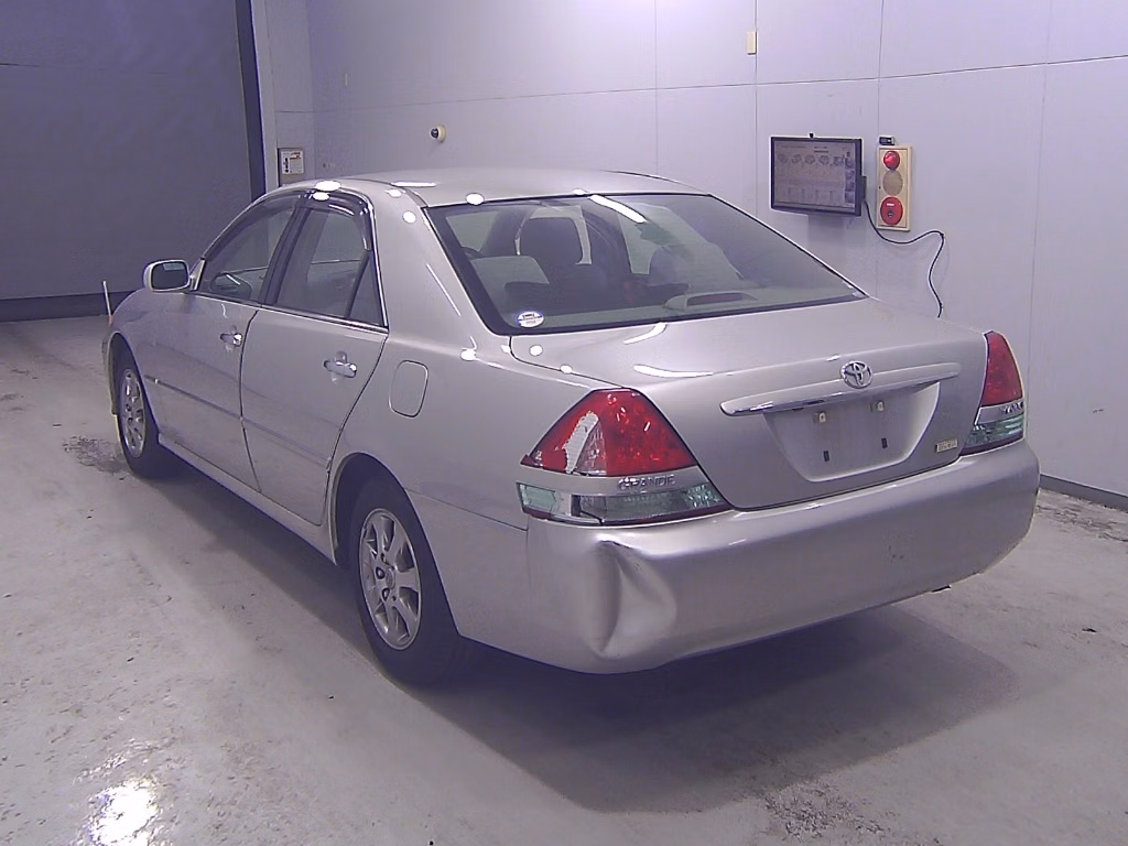 TOYOTA MARK II