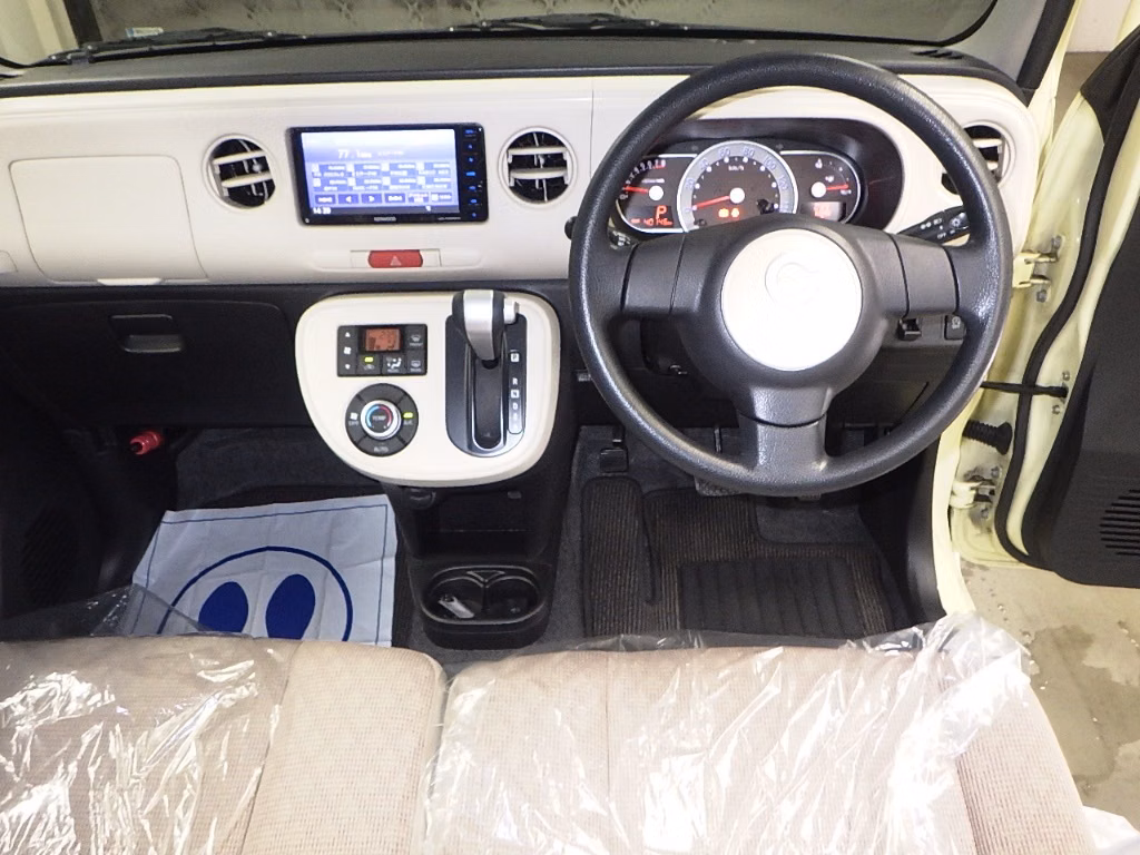 DAIHATSU MIRA COCOA