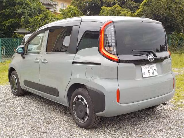 TOYOTA SIENTA