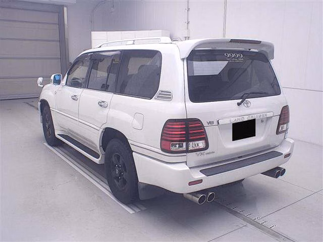 TOYOTA LAND CRUISER