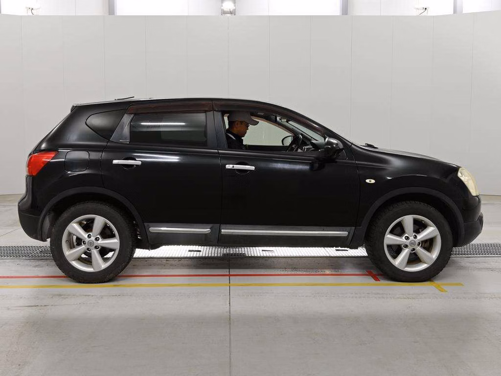 NISSAN DUALIS