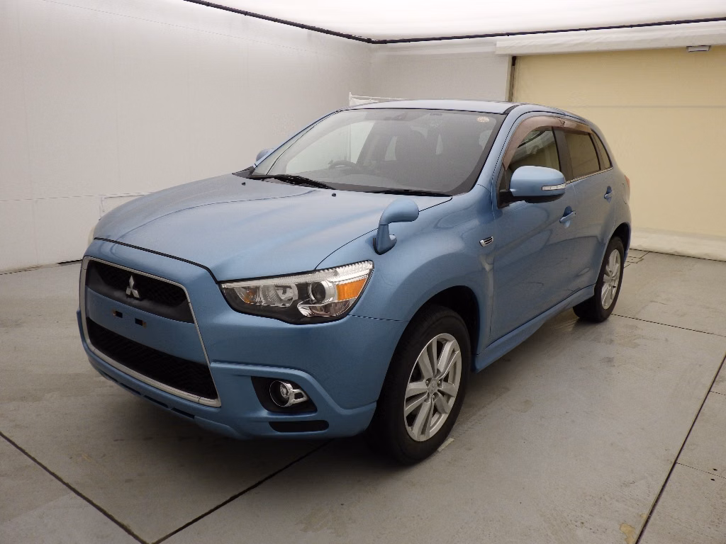 MITSUBISHI RVR