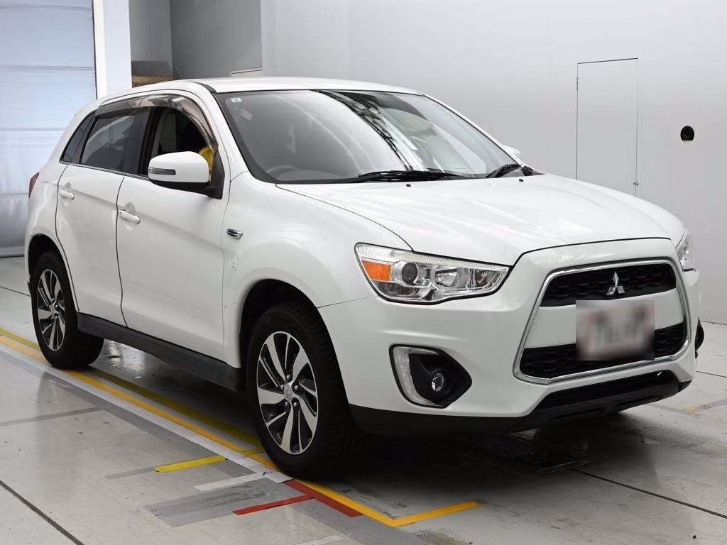 MITSUBISHI RVR