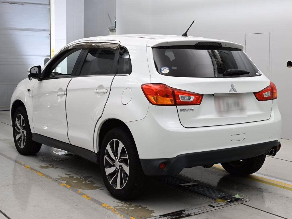 MITSUBISHI RVR