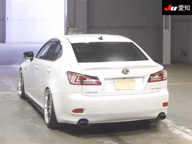 LEXUS IS350