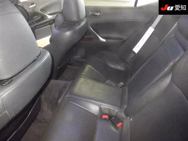 LEXUS IS350
