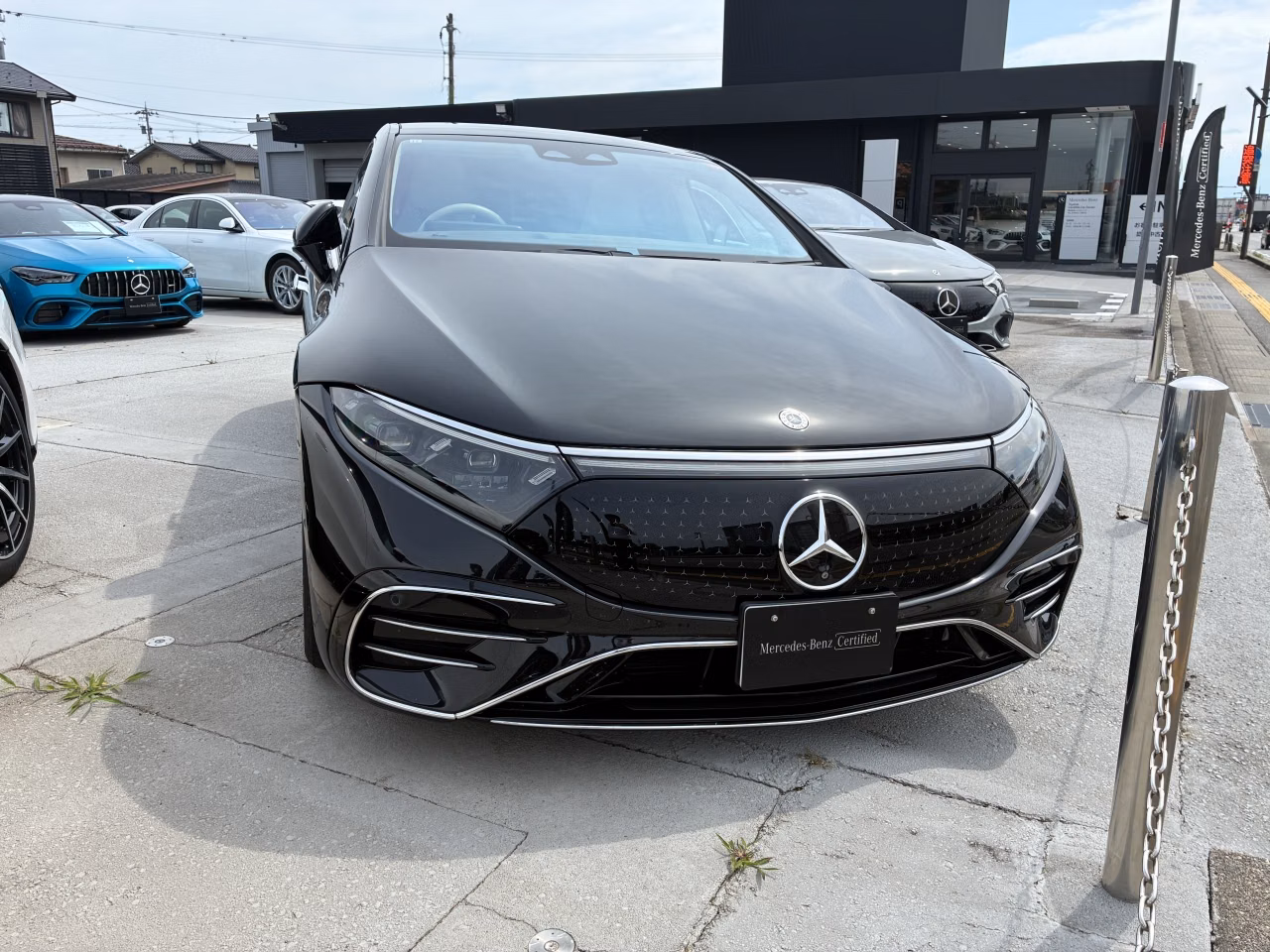 MERCEDES-BENZ EQS