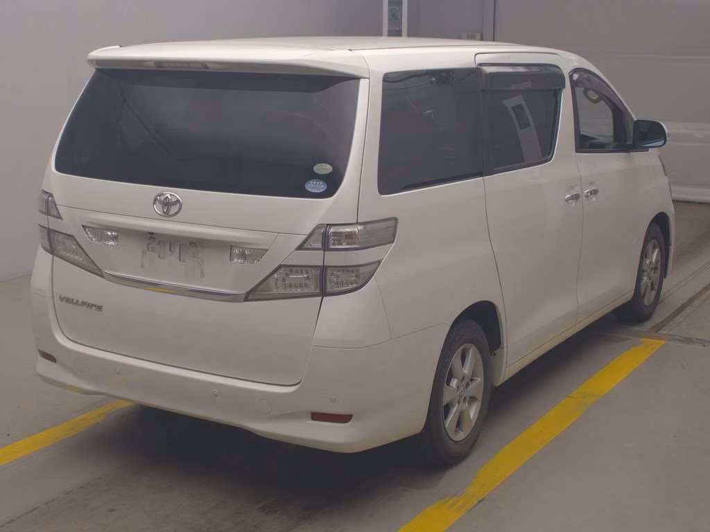 TOYOTA VELLFIRE