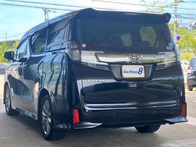 TOYOTA VELLFIRE