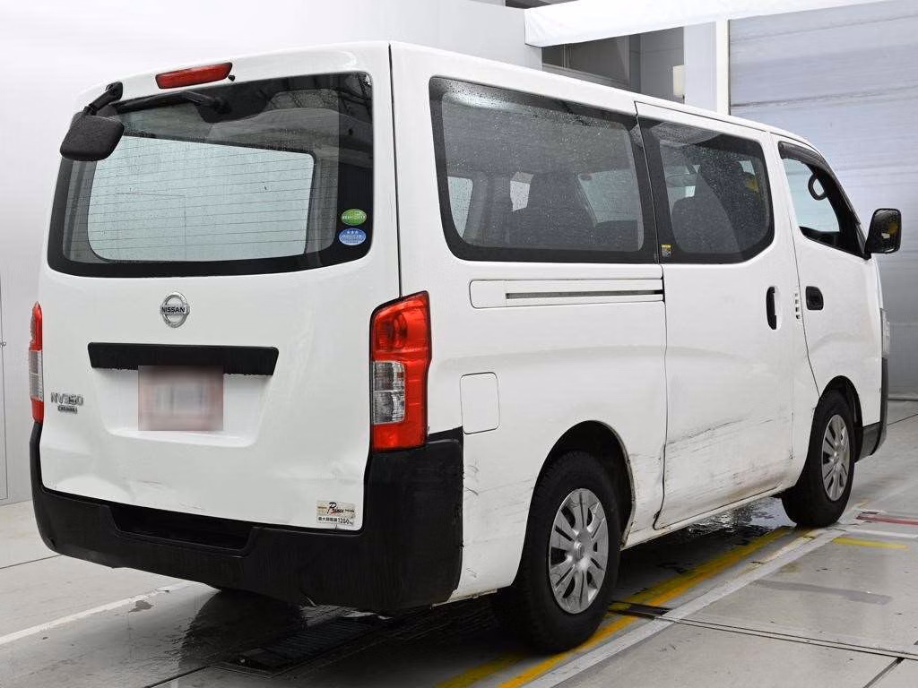 NISSAN NV350 CARAVAN