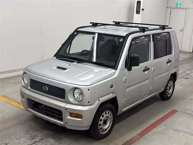 DAIHATSU NAKED