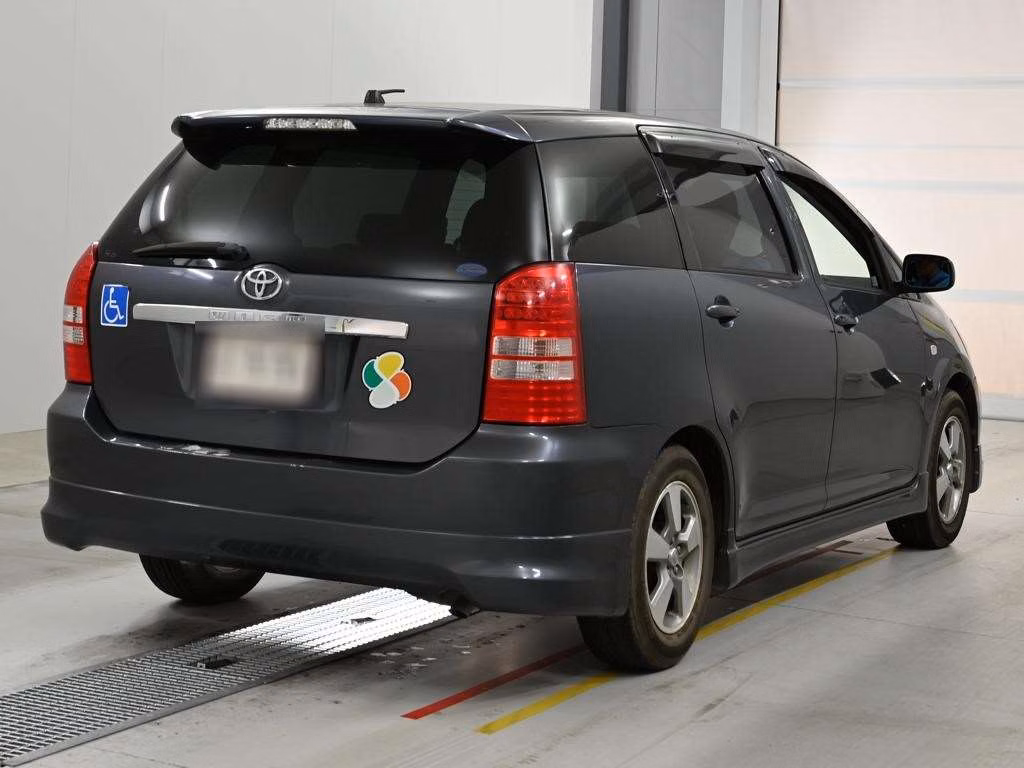 TOYOTA WISH