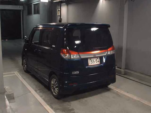 MITSUBISHI DELICA D:2
