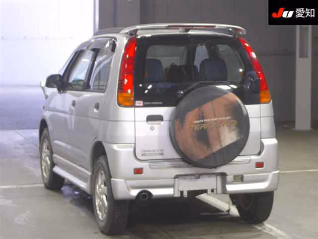 DAIHATSU TERIOS KID