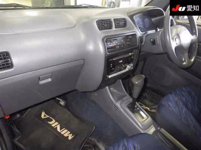 DAIHATSU TERIOS KID