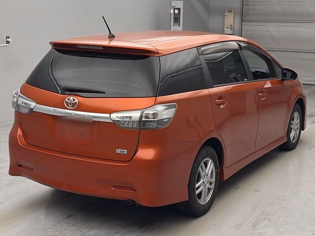 TOYOTA WISH