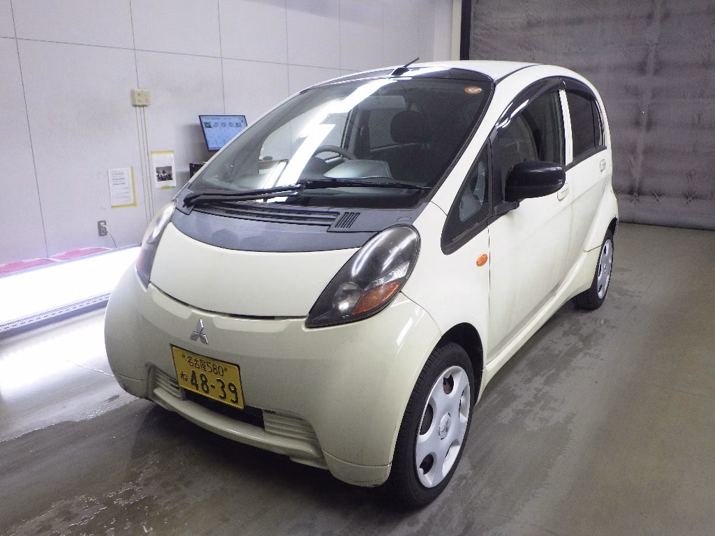 MITSUBISHI I
