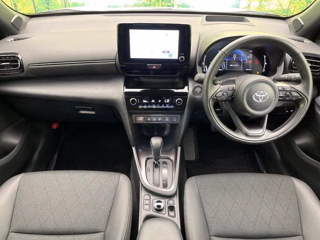 TOYOTA YARIS CROSS